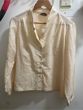 Women's Cream Button-Front Blouse with Mandarin Collar